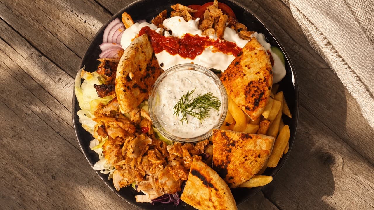Házi csirke gyros tál