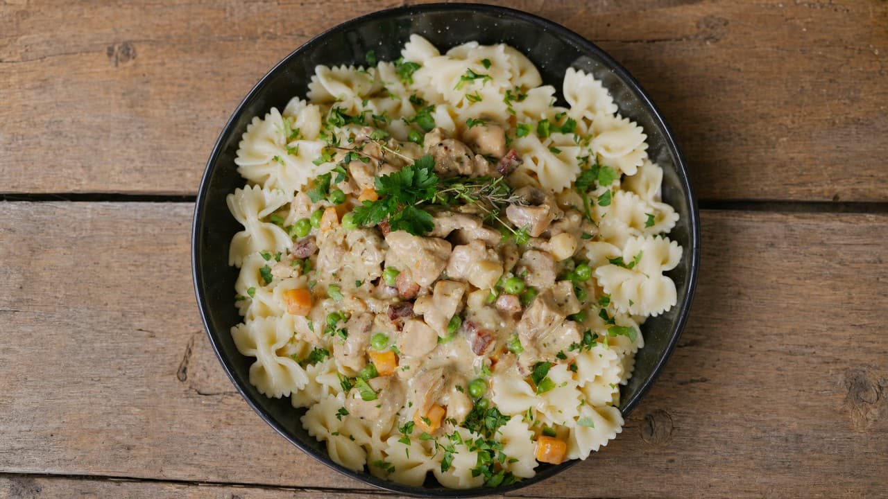 Tanyasi csirkecomb ragu tárkonnyal – Raguk & pörköltek recept